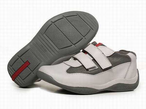 prix chaussure prada